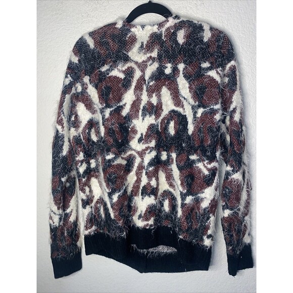 camo Leopard Animal Soft Sweater M Long Cardigan Oversize Buttons grandpa BP - Picture 8 of 10